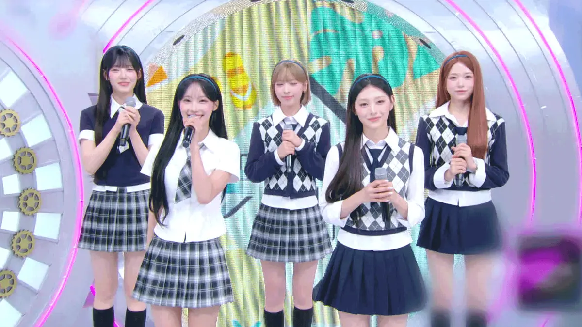 RISENNÉ's 'LOVE ATTACK' hits #1 on Melon — nearly 2 years after charting at #900