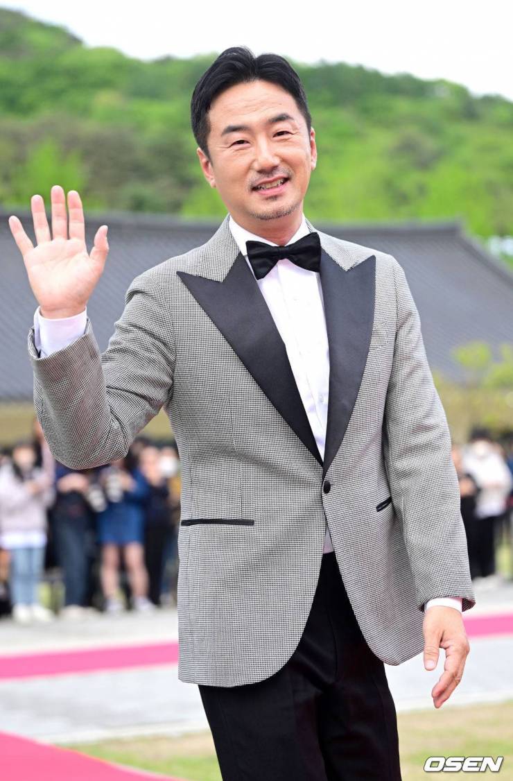 Ryu Seung-soo calls Seo Jun-young's dating attitude a 'green apple' on Groom School 2