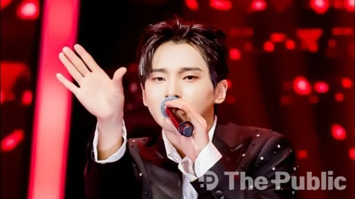 Singer Seongri's Doctor Haskin fan signing event proceeds fund 26.2M-won cosmetics donation; 2nd signing set for Sept 17