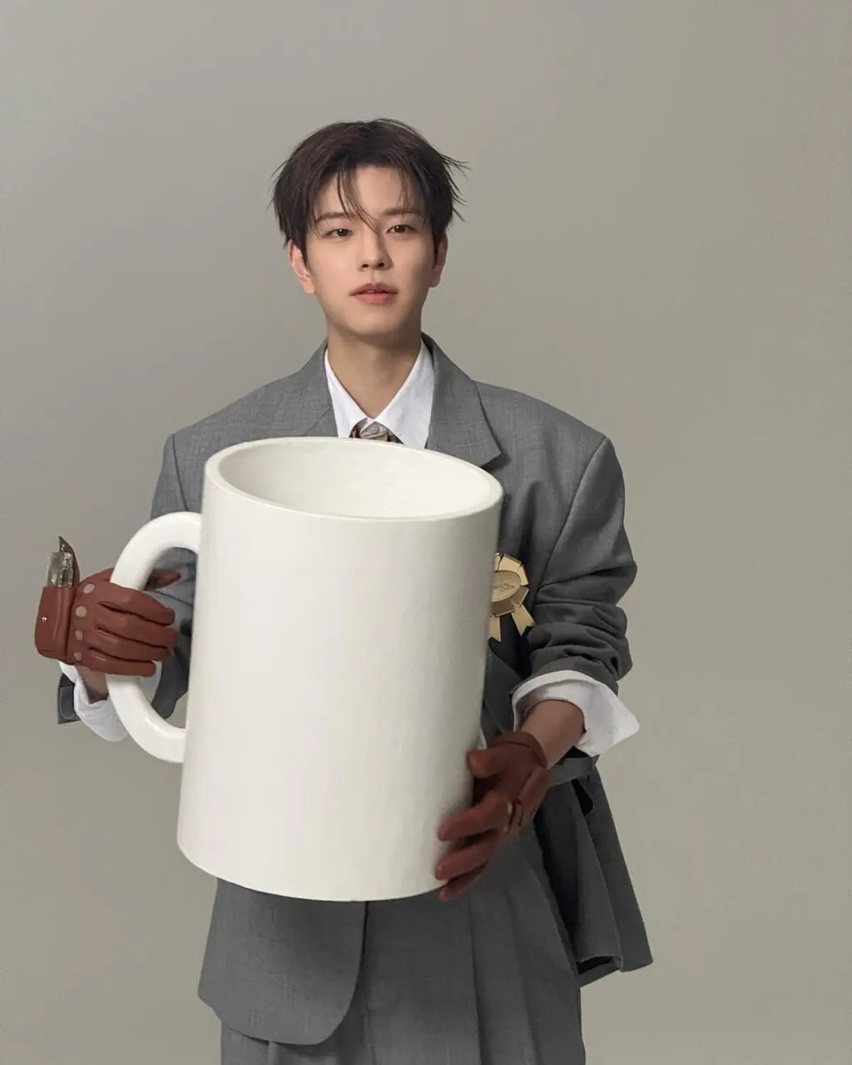 Seungmin drops THIS & THAT comeback visuals holding an oversized mug