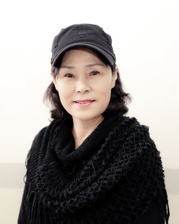 Singer Ok-hee, Pioneer of K-pop Girl Groups, Dies at 73