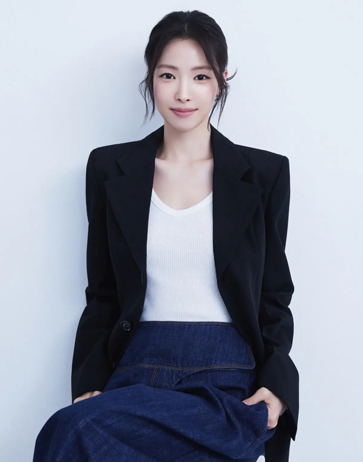 Son Na-eun on So Ji-seop's pure gold gift to the cast and crew of 'Kim Bu-jang'