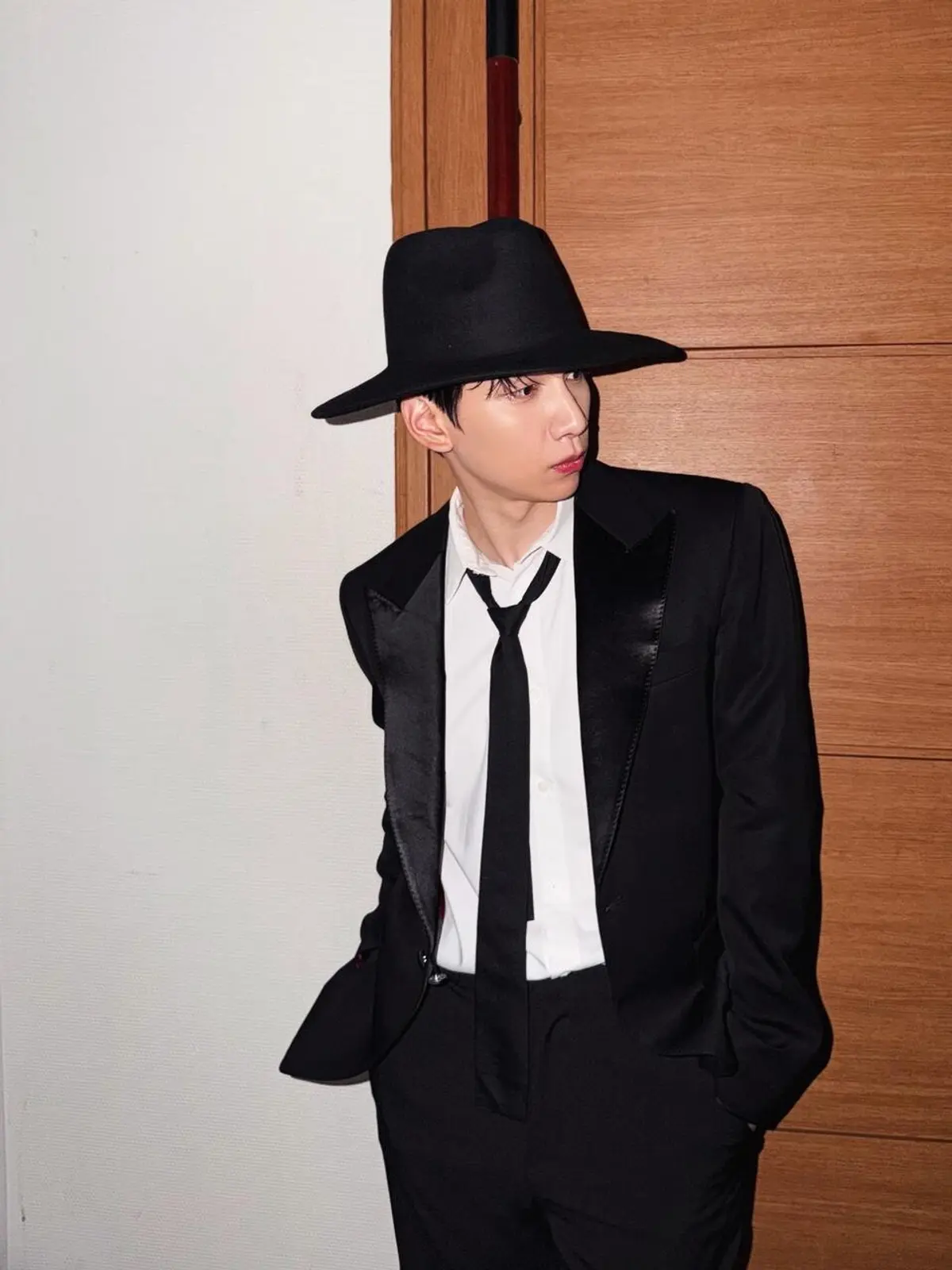 VIXX's Hyuk teases 'Some-mer Wave' concept, confirms horror film Pink Box