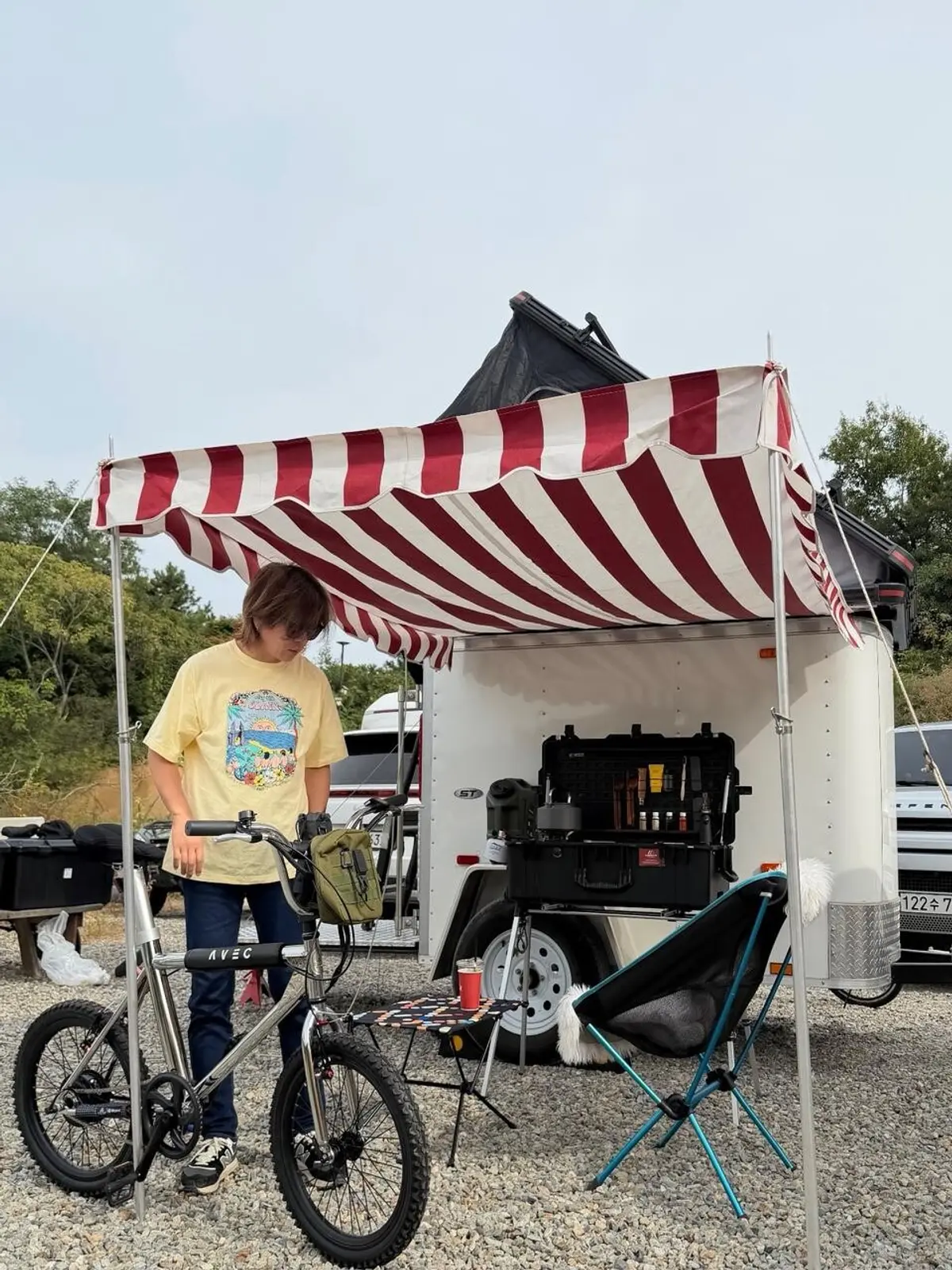 Yoon Do-hyun shares XMF 2026 downtime: cycling, camping, and a 30th-anniversary metal set